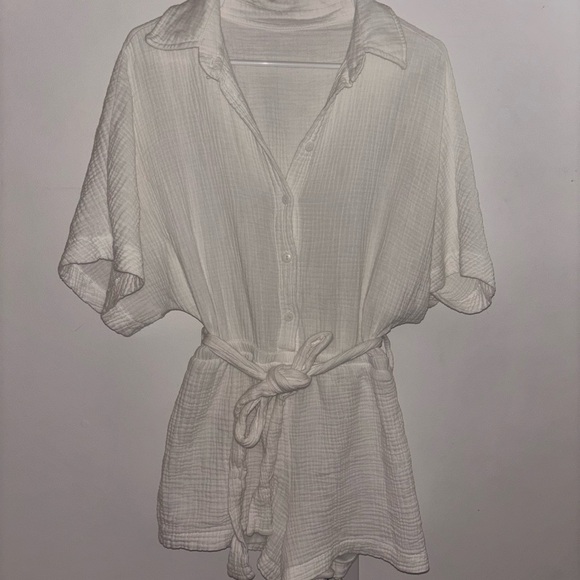 White Button-Up Romper - Picture 6 of 7